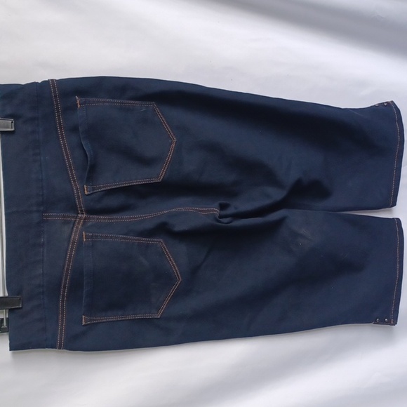 GLORIA VANDERBILT Capris Avery Pull-Ons With Studs Sz 8 - Picture 4 of 11